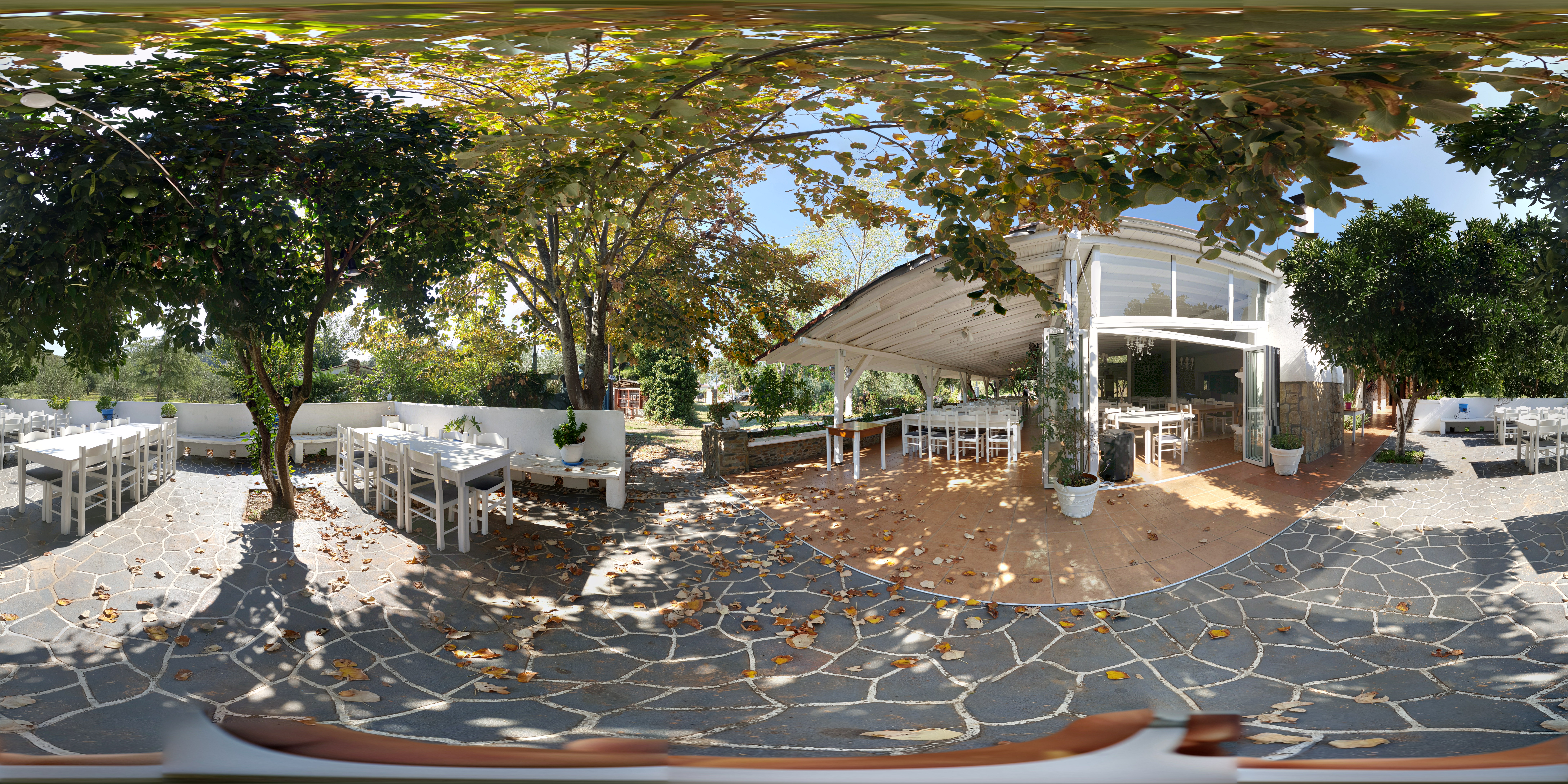 Tonis Restaurant Seaside 360°